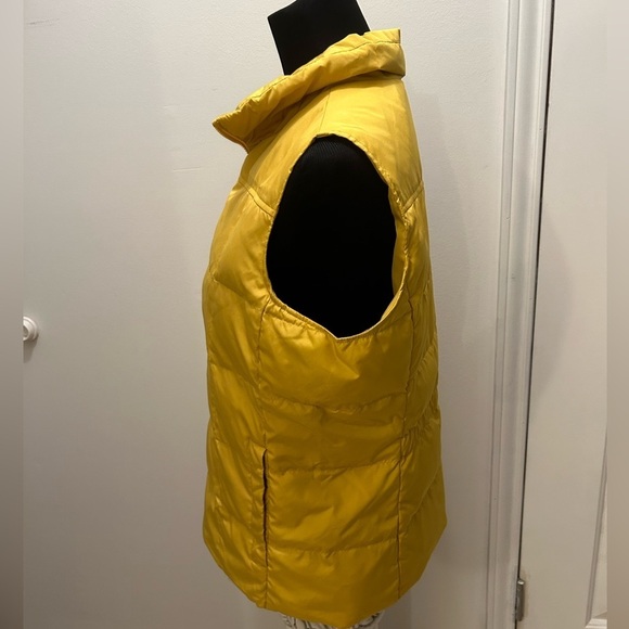 Yellow Lands End puffer vest size Small - Picture 3 of 6